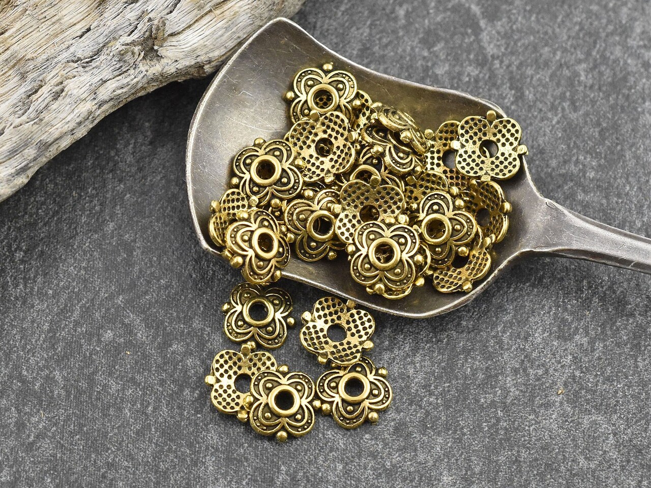 Gold 2025 bead caps